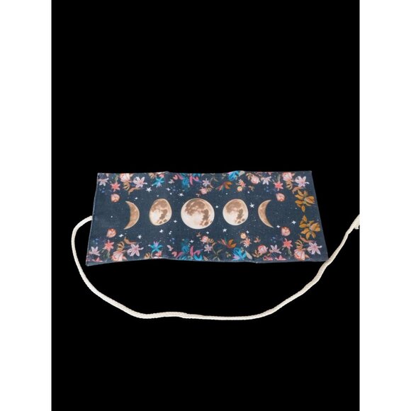 Celestial Moon Floral Tarot Card Holder Trifold Cord - Picture 9 of 13